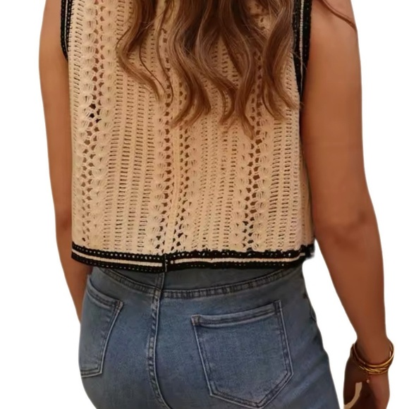 Floral Crochet Sleeveless Vest Top Black and Beige - Picture 2 of 5